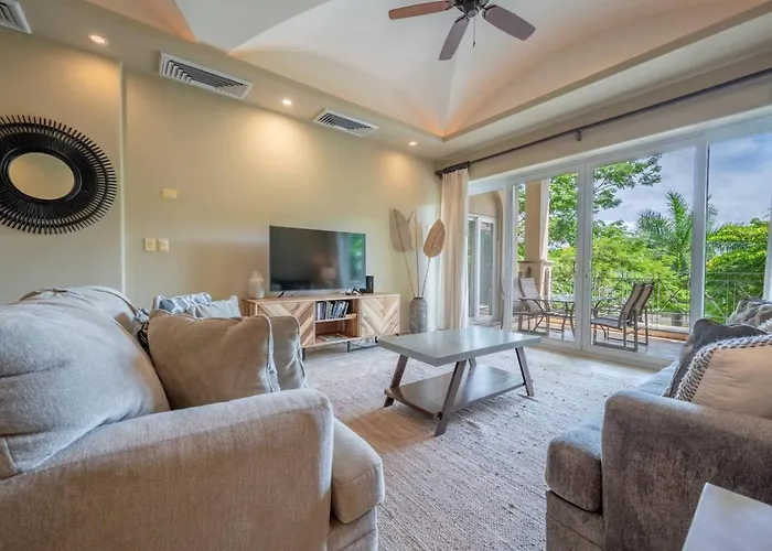La Diria, Location, Walk To And Shops Tamarindo