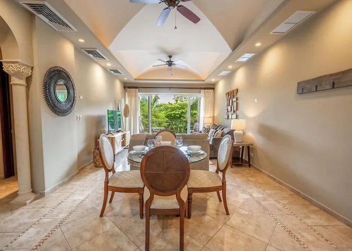 La Diria, Location, Walk To And Shops Tamarindo