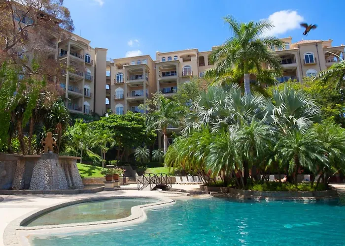 La Diria, Location, Walk To And Shops Tamarindo